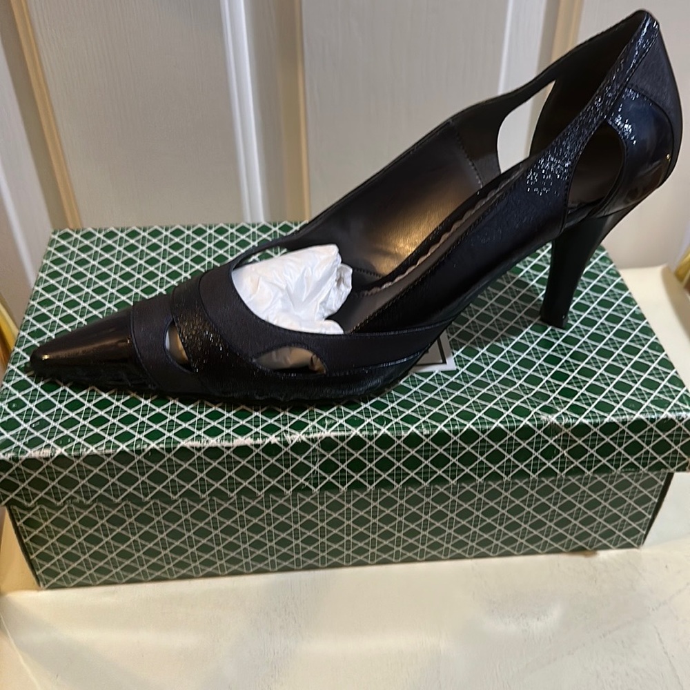 J.Renee black heels
